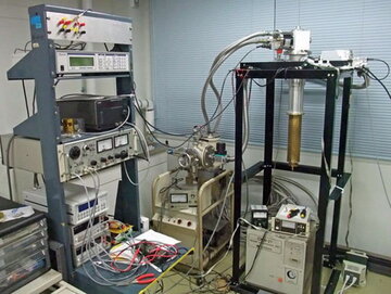 GM冷凍機とNMR受信機